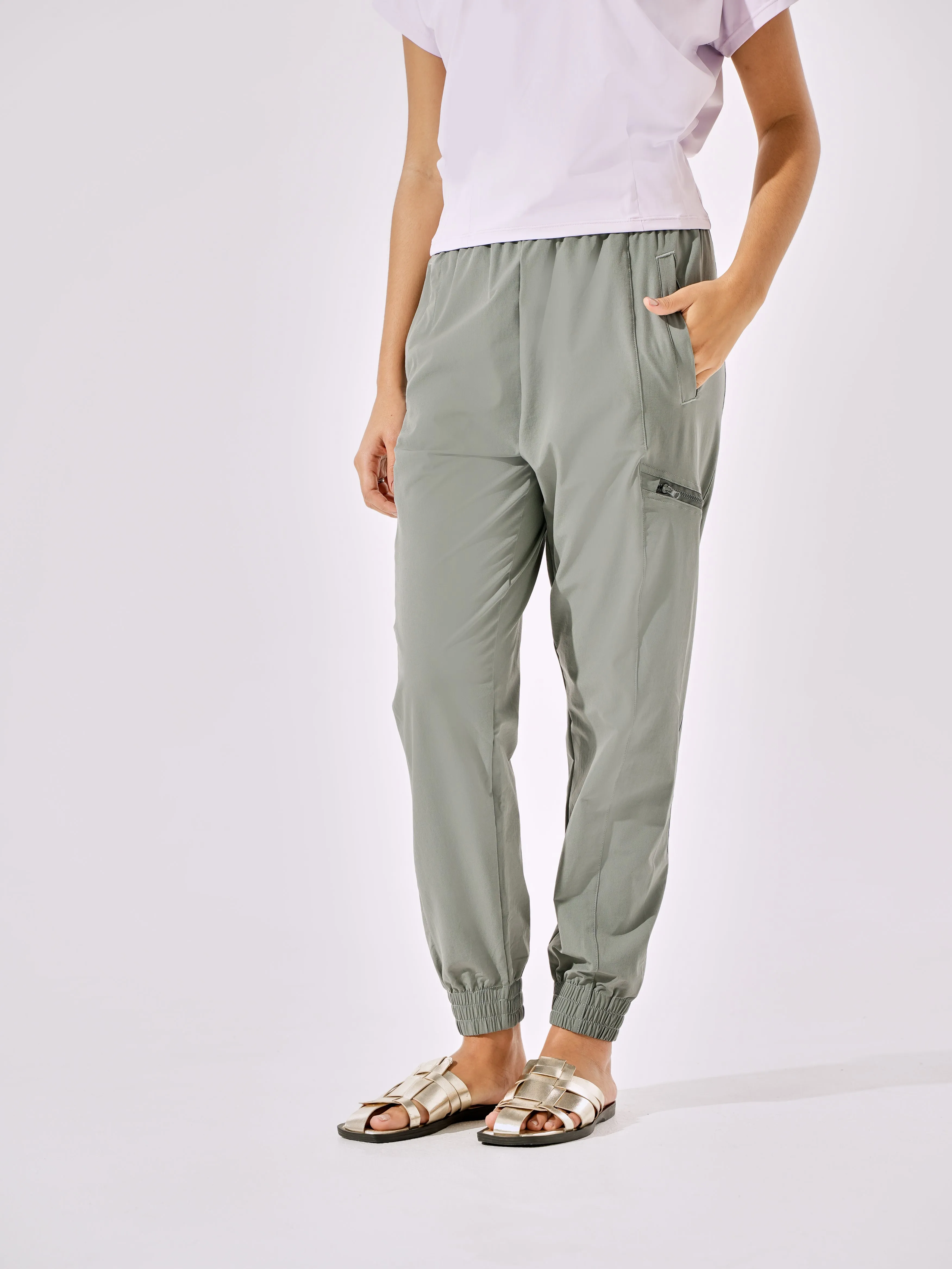 Cooling Anti-Bacterial Explore Joggers With 4 Pockets & Cuffs