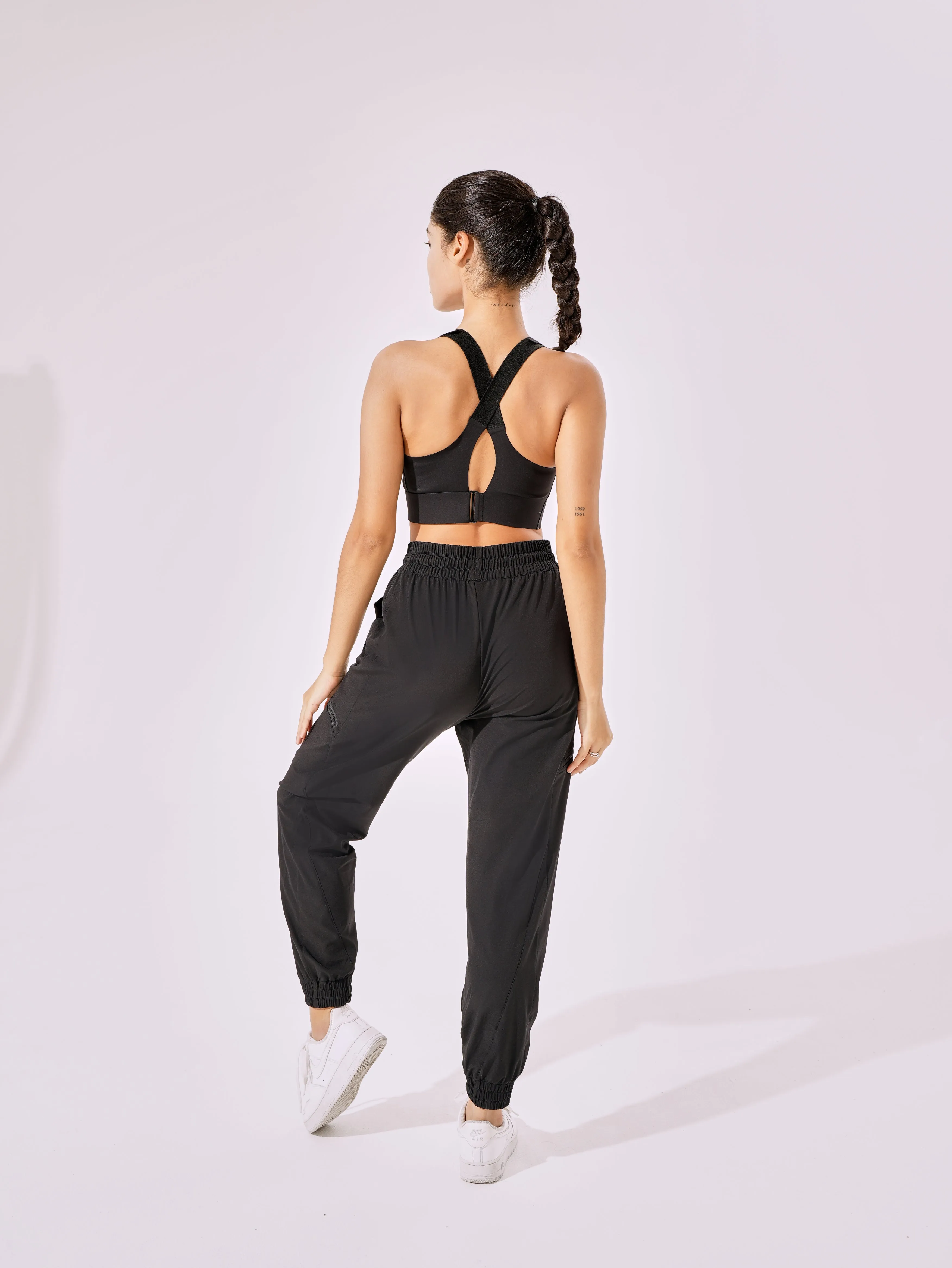 Cooling Anti-Bacterial Explore Joggers With 4 Pockets & Cuffs