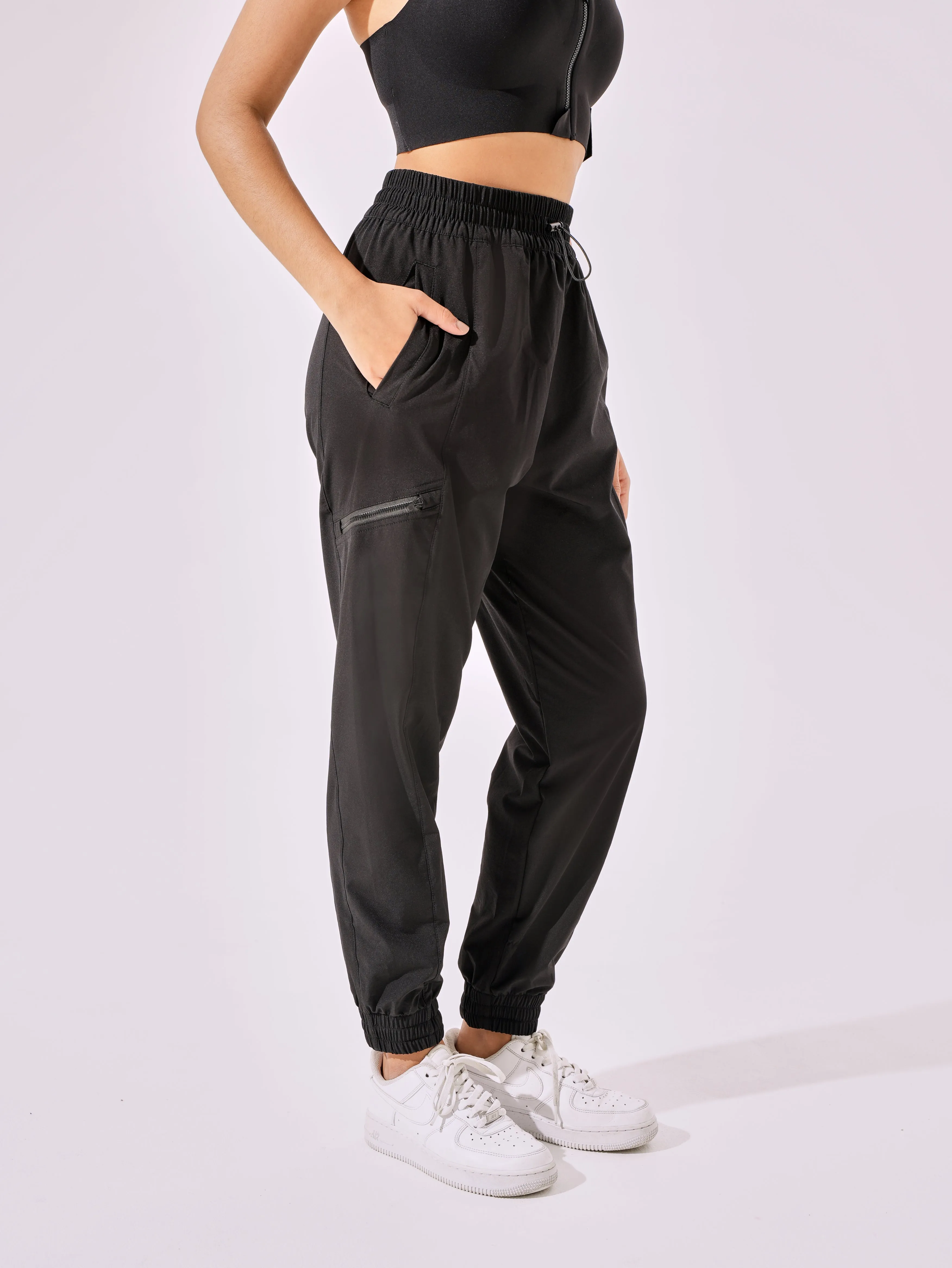 Cooling Anti-Bacterial Explore Joggers With 4 Pockets & Cuffs