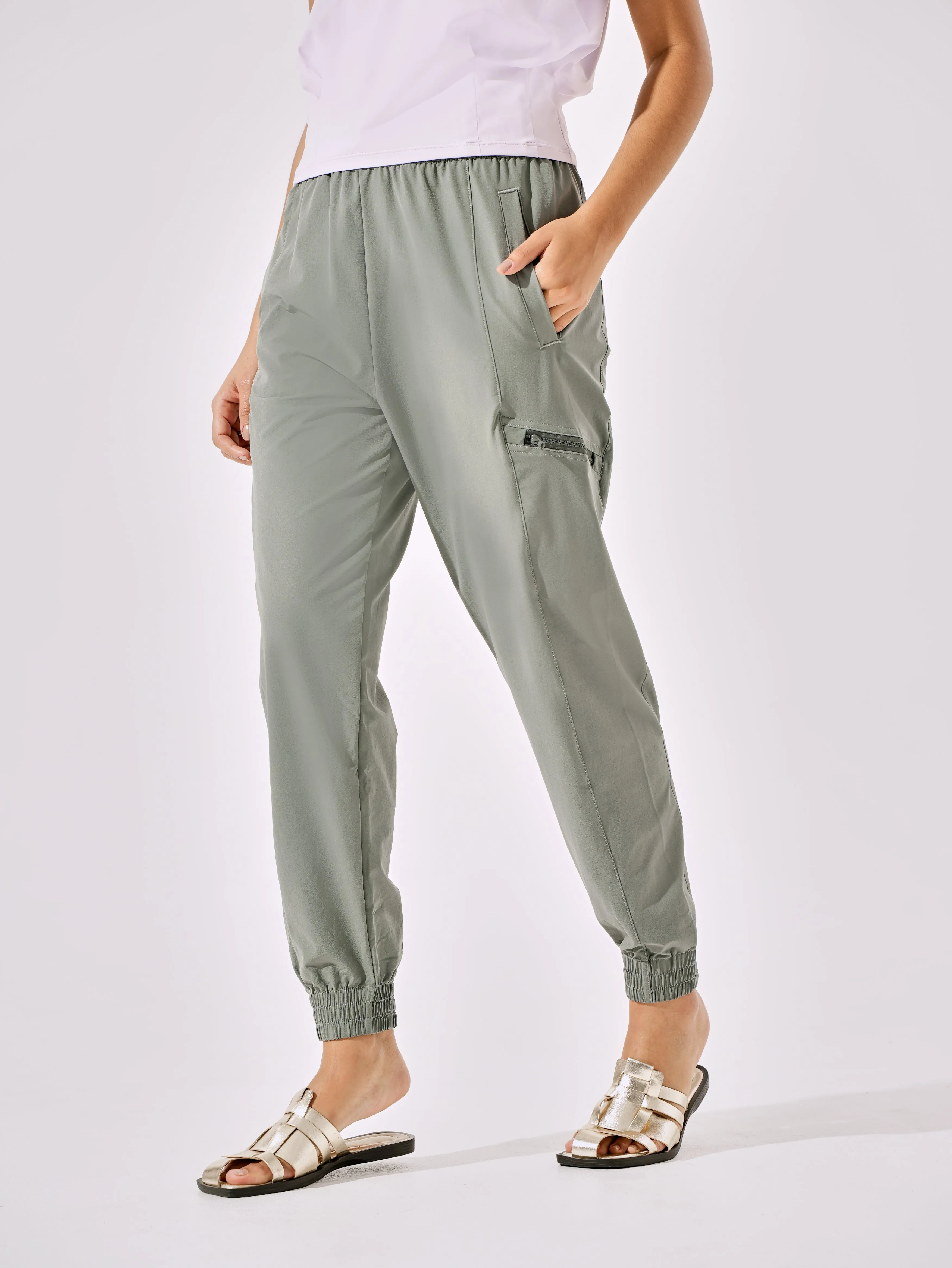 Cooling Anti-Bacterial Explore Joggers With 4 Pockets & Cuffs