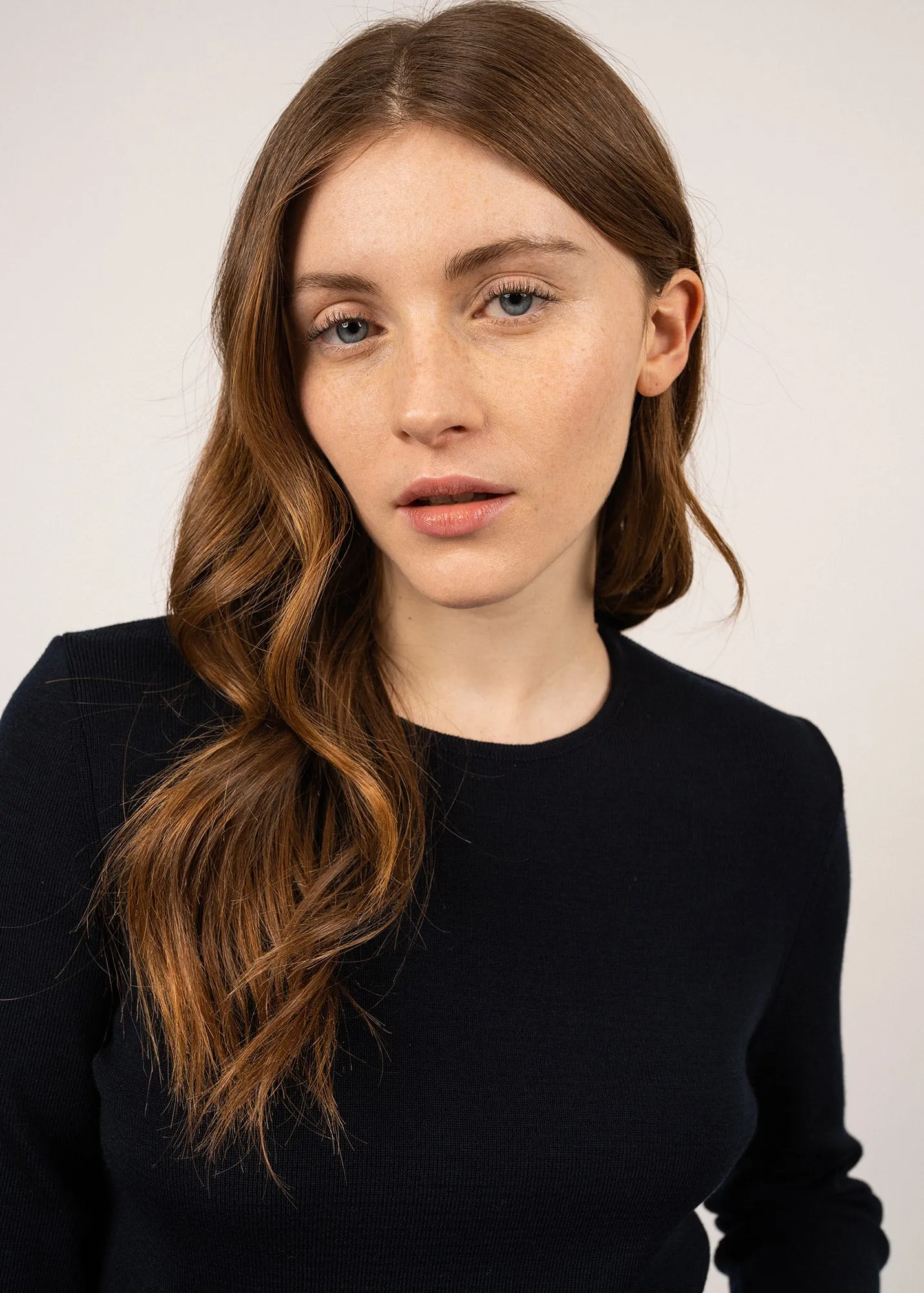 Molène fine jumper - in wool, round neck (NAVY)