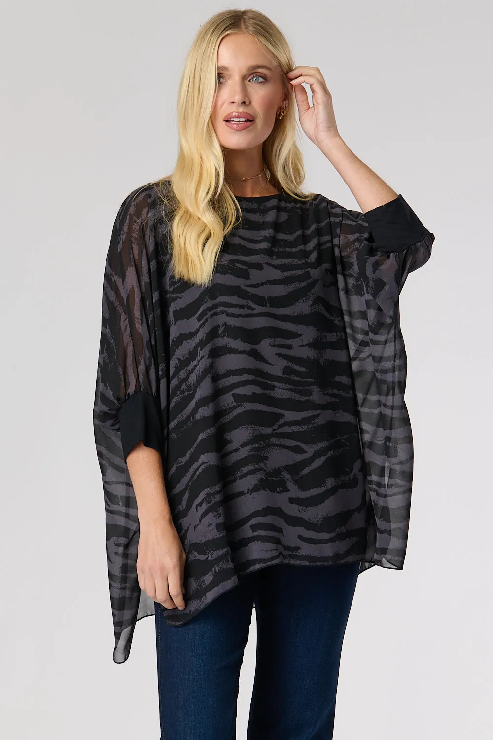 Saloos Elegant Double Layer Top with Contrasting Cuffs